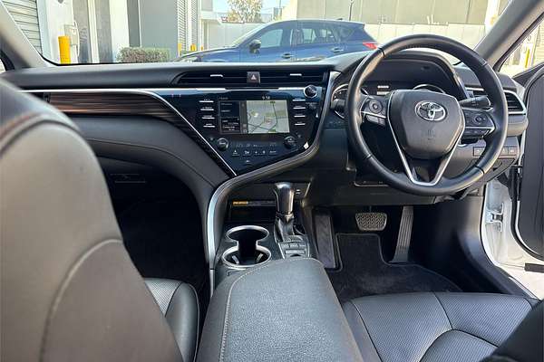 2018 Toyota Camry SL GSV70R