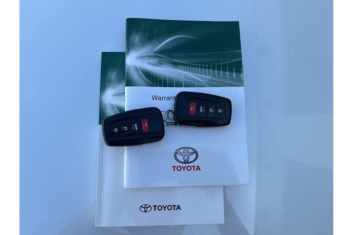 2018 Toyota Camry SL GSV70R