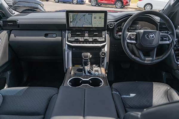 2023 Toyota Landcruiser Sahara FJA300R