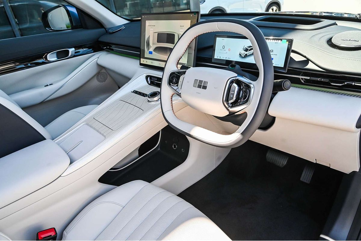 2025 Geely Starray EM-i Inspire P145