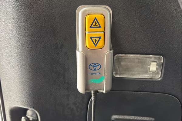 2012 Toyota Voxy XL Edition Welcab ZRR70