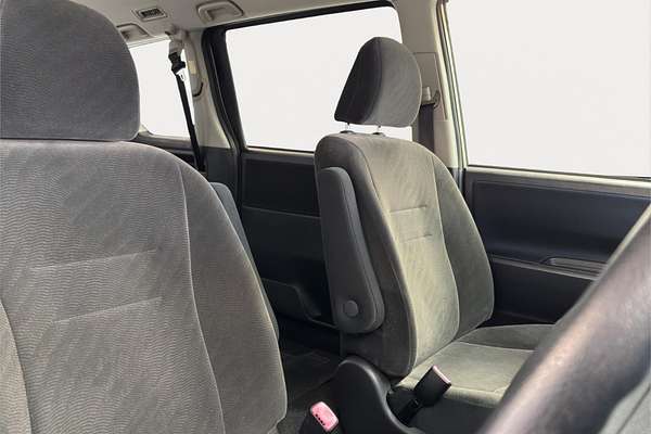2012 Toyota Voxy XL Edition Welcab ZRR70