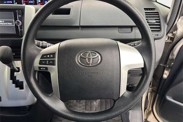 2012 Toyota Voxy XL Edition Welcab ZRR70