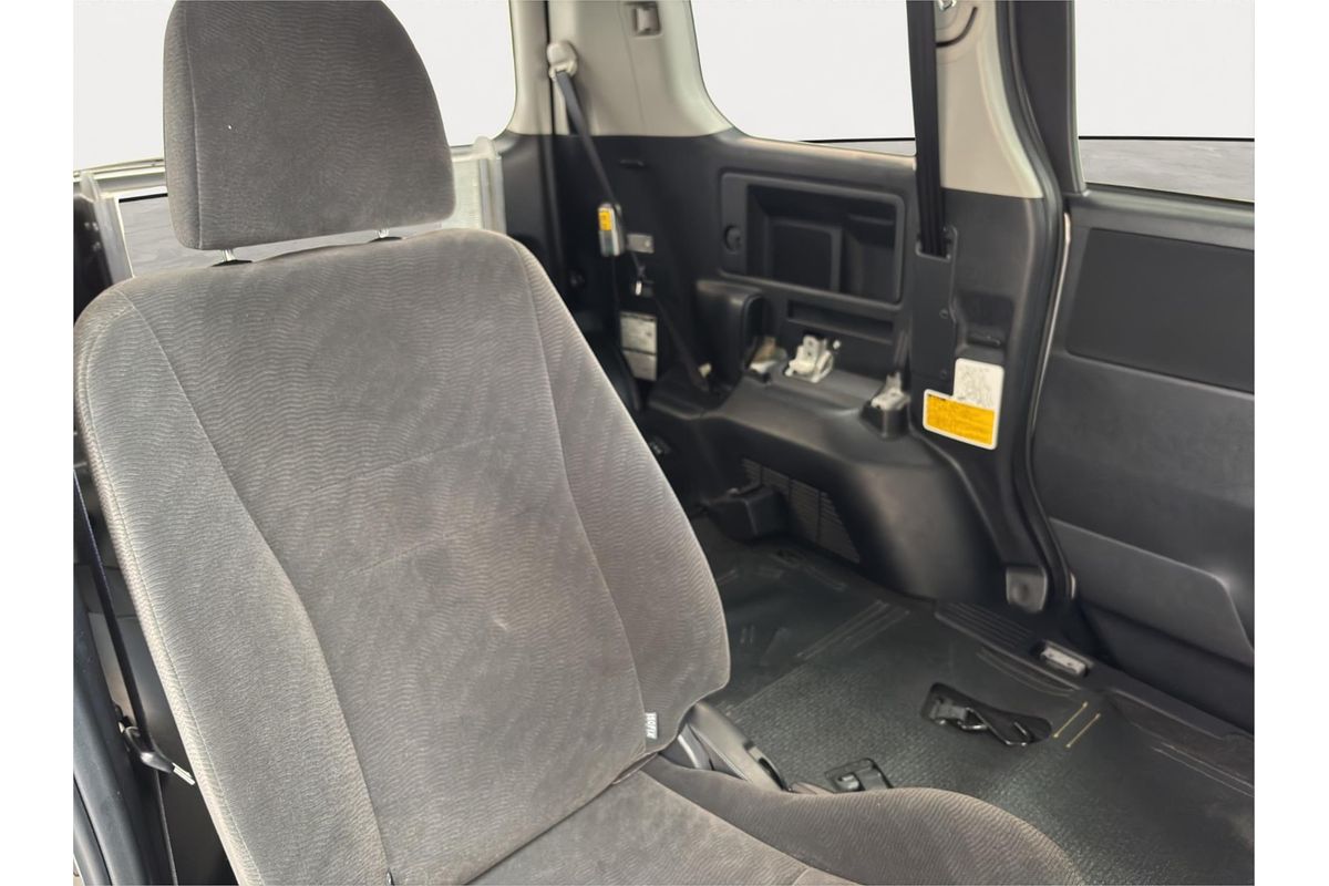 2012 Toyota Voxy XL Edition Welcab ZRR70