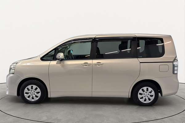 2012 Toyota Voxy XL Edition Welcab ZRR70