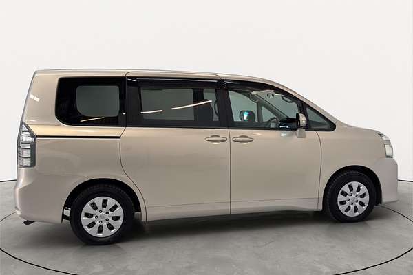 2012 Toyota Voxy XL Edition Welcab ZRR70