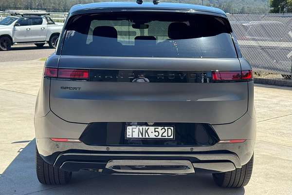 2025 Land Rover Range Rover Sport D300 Dynamic SE L461