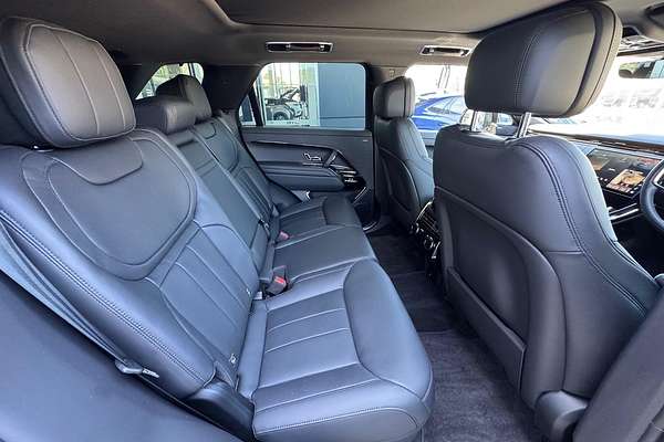2025 Land Rover Range Rover Sport D300 Dynamic SE L461