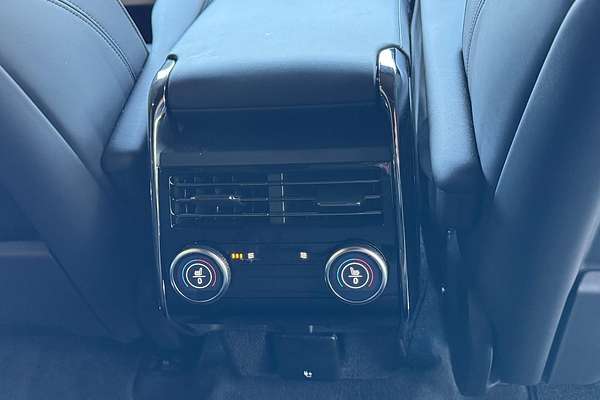 2025 Land Rover Range Rover Sport D300 Dynamic SE L461