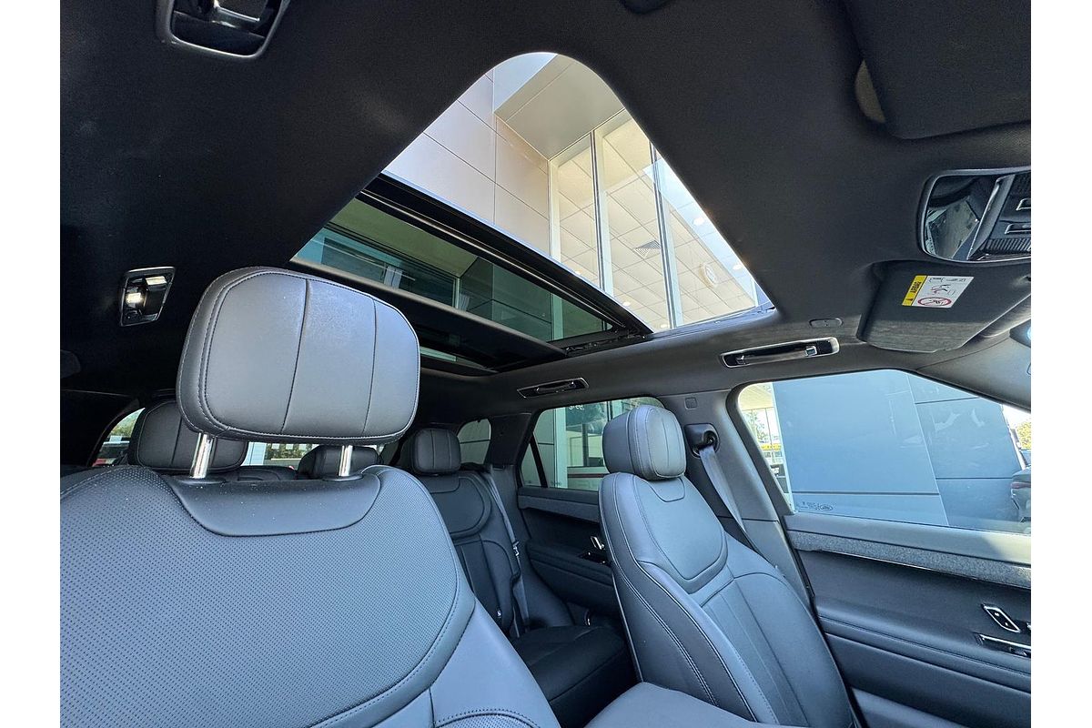 2025 Land Rover Range Rover Sport D300 Dynamic SE L461