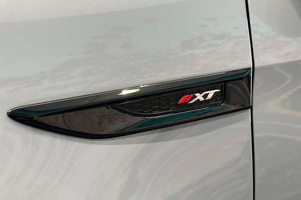 2025 Isuzu MU-X X-TERRAIN