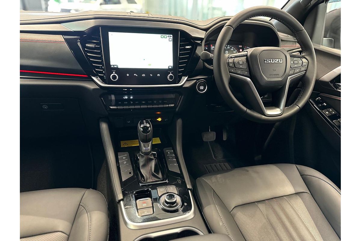 2025 Isuzu MU-X X-TERRAIN
