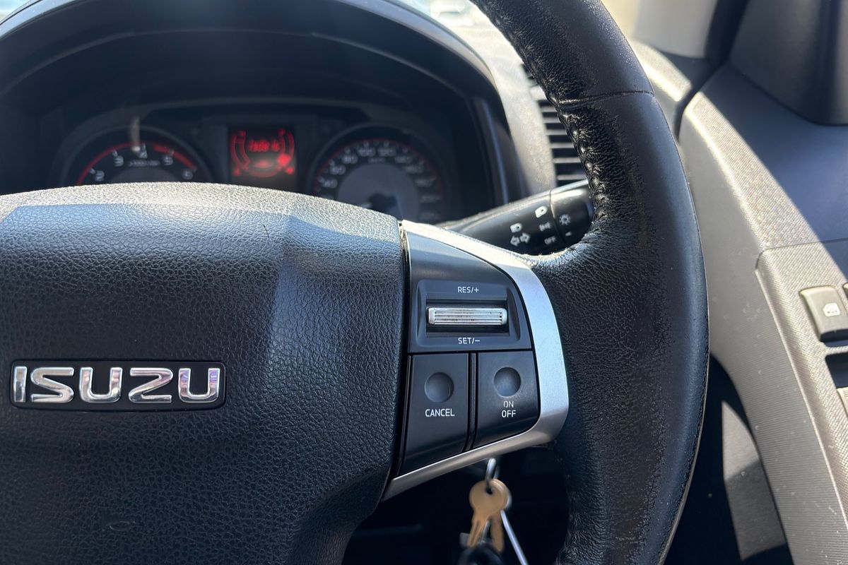2017 Isuzu D-MAX SX Rear Wheel Drive