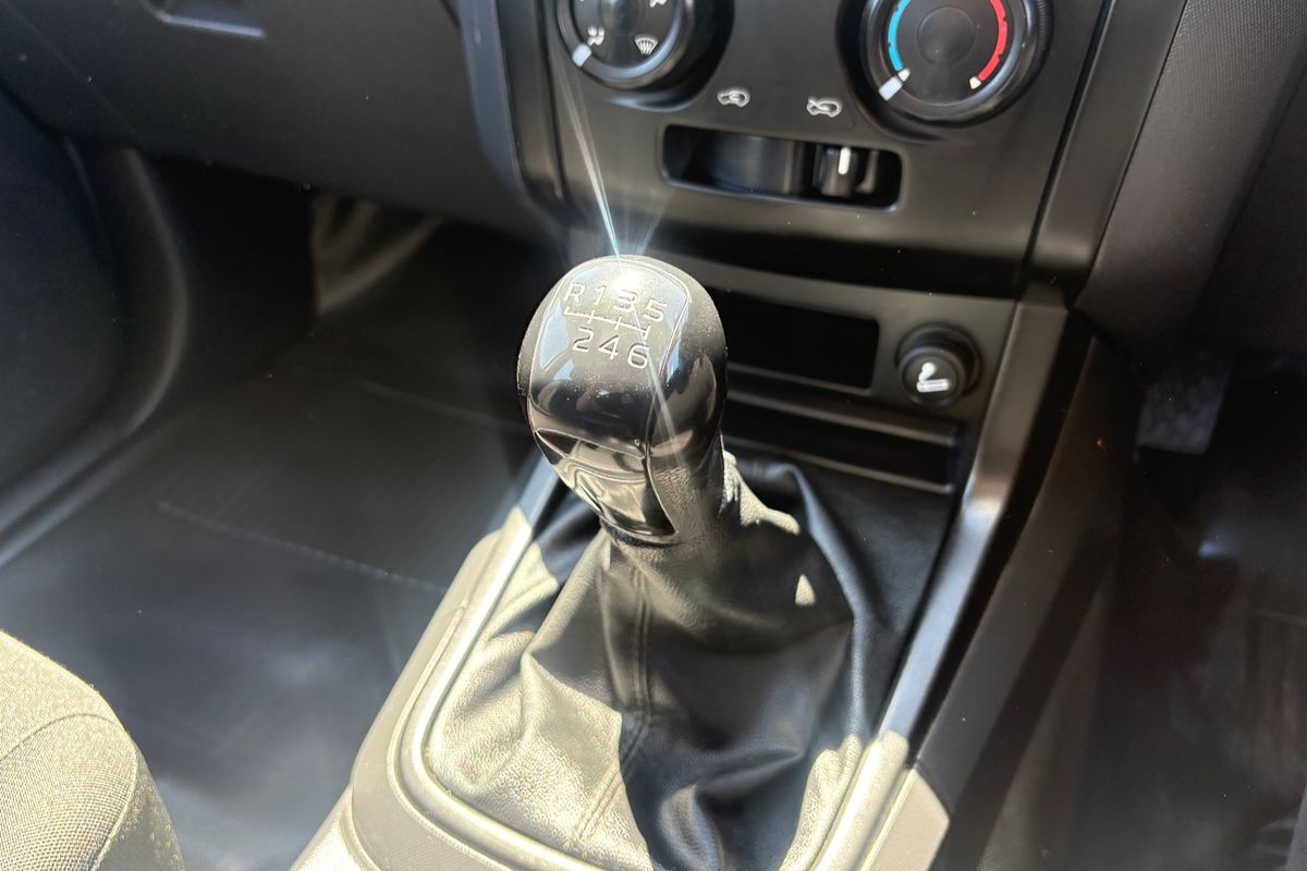 2017 Isuzu D-MAX SX Rear Wheel Drive