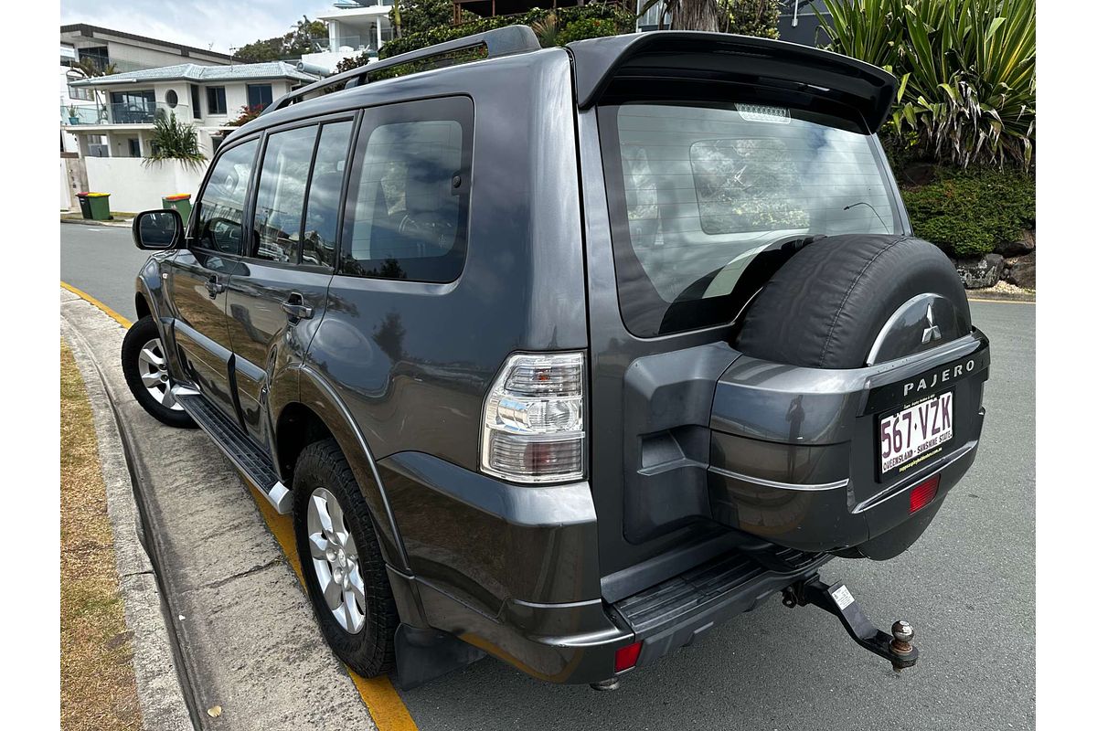 2013 Mitsubishi Pajero GLX-R NW