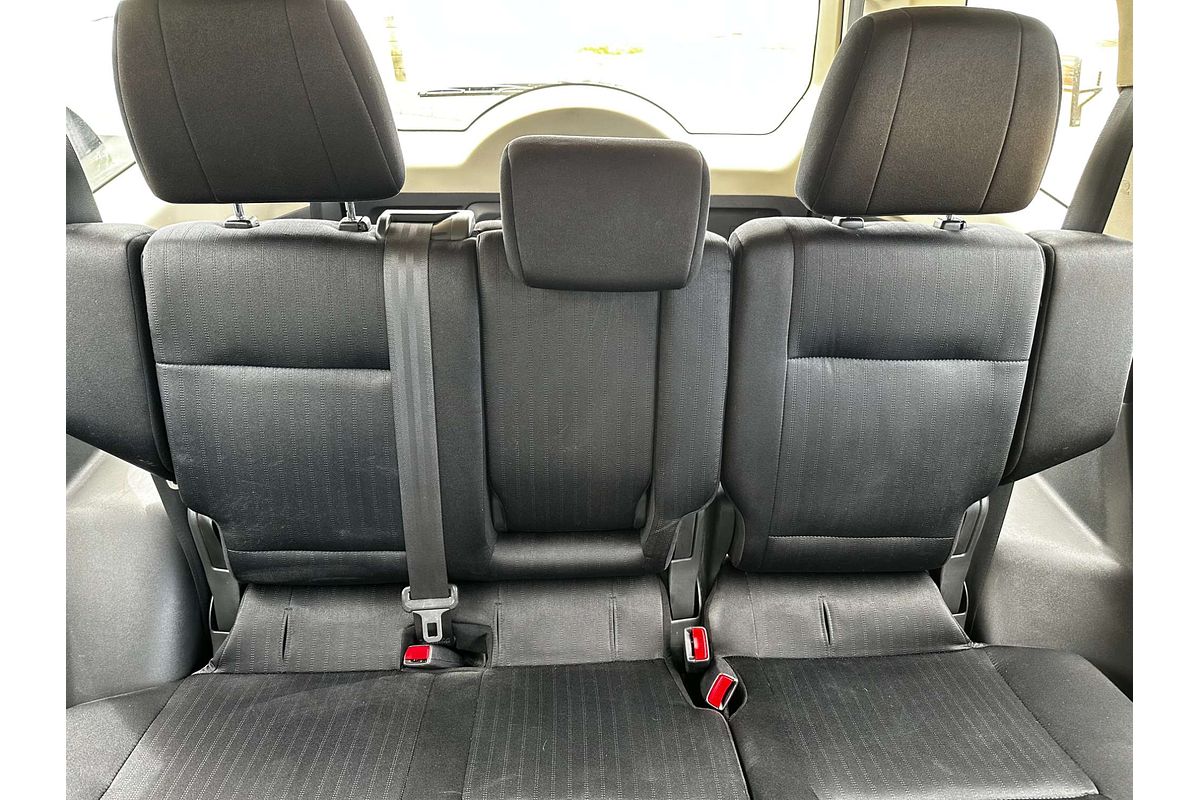 2013 Mitsubishi Pajero GLX-R NW