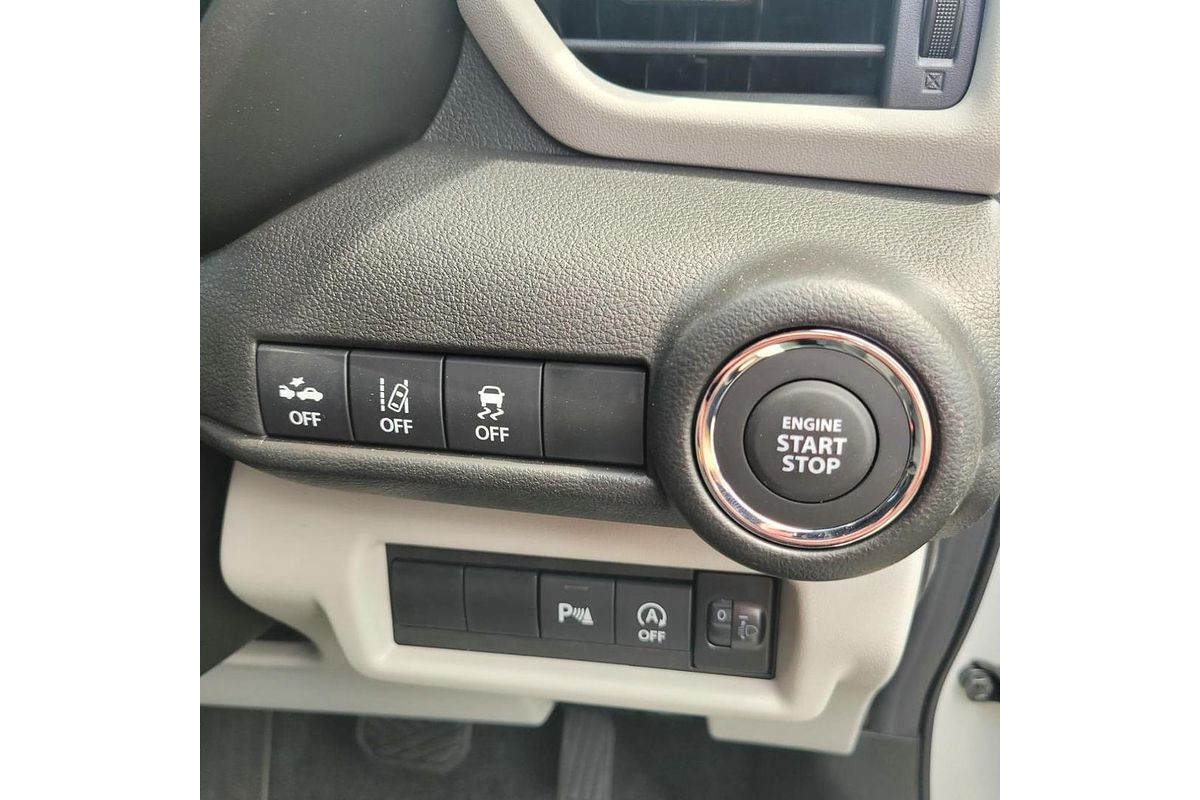 2024 Suzuki Swift Hybrid Plus UZ