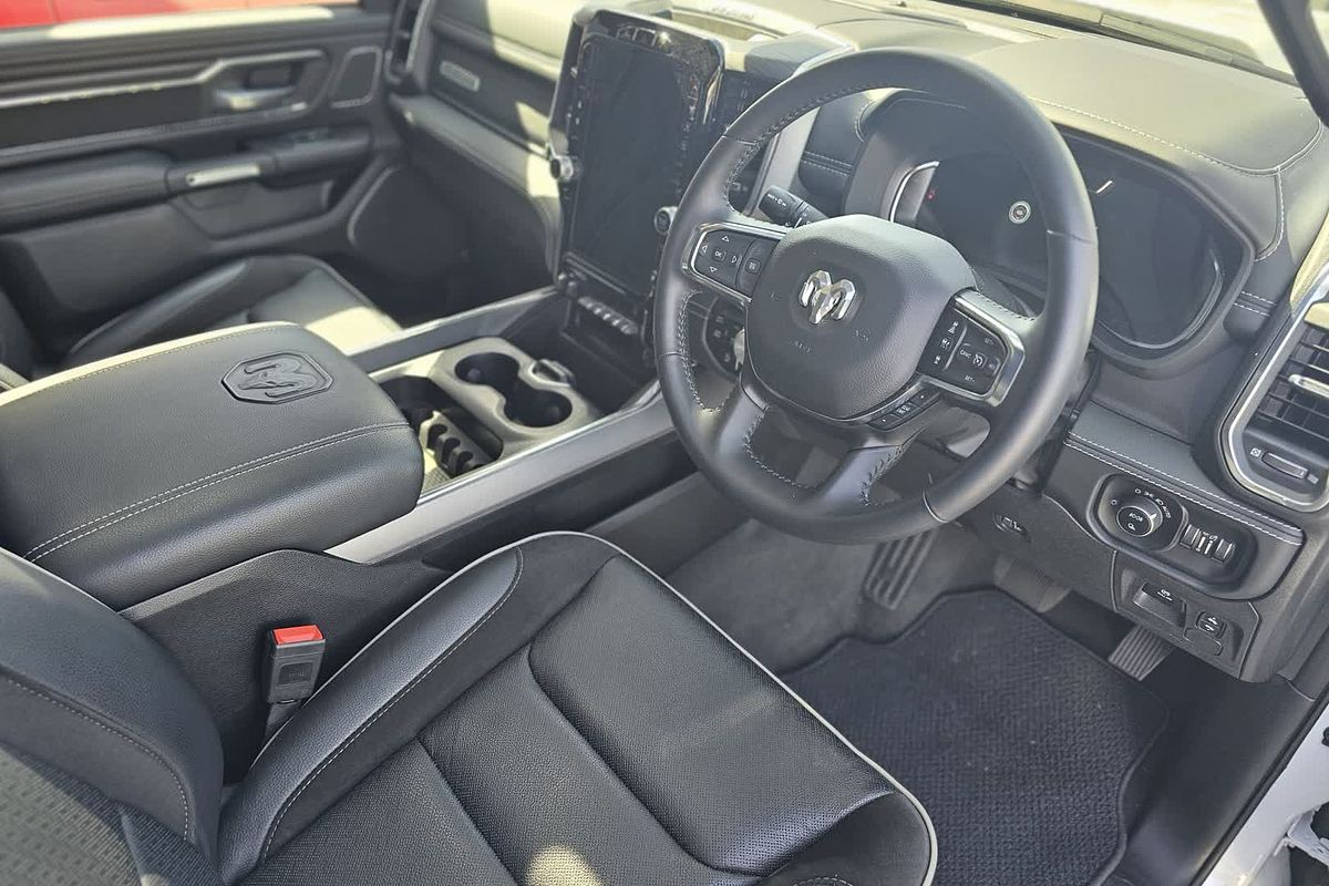 2024 RAM 1500 Laramie DT 4X4 SWB