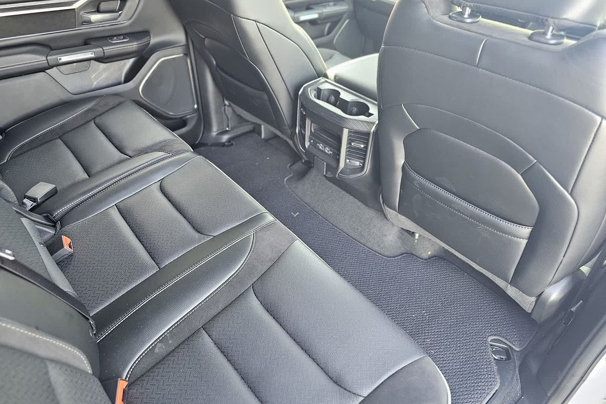 2024 RAM 1500 Laramie DT 4X4 SWB