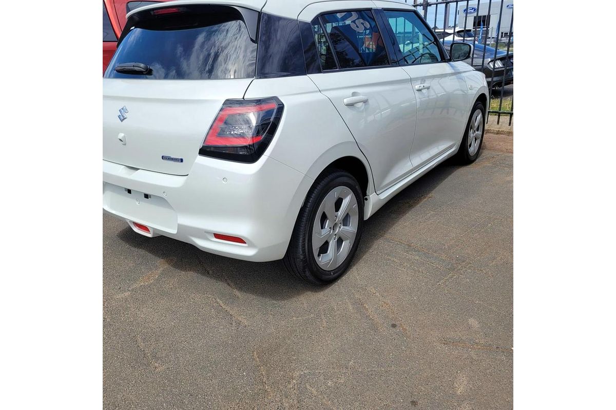 2024 Suzuki Swift Hybrid Plus UZ