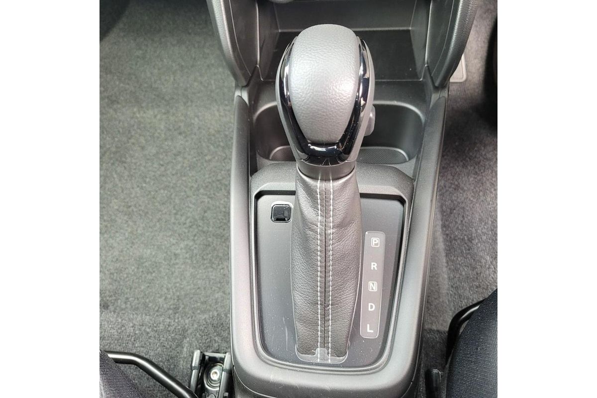 2024 Suzuki Swift Hybrid Plus UZ