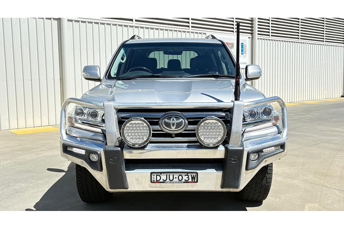 2016 Toyota Landcruiser Sahara VDJ200R