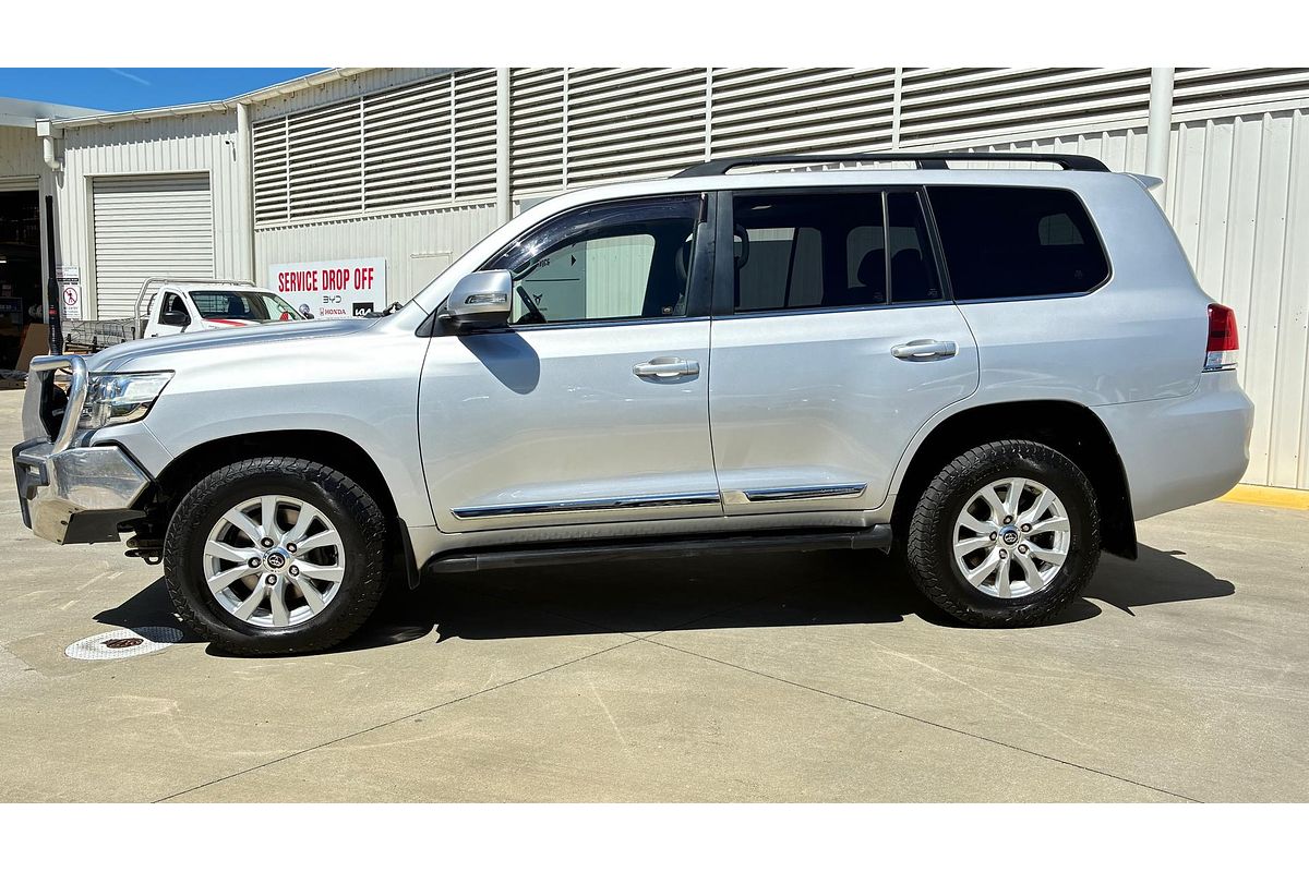 2016 Toyota Landcruiser Sahara VDJ200R