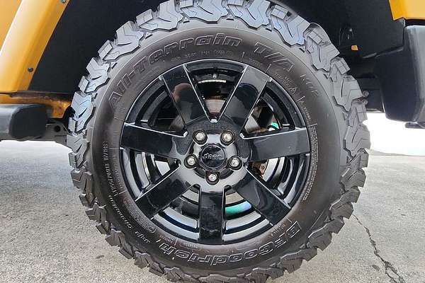2014 Jeep Wrangler Altitude