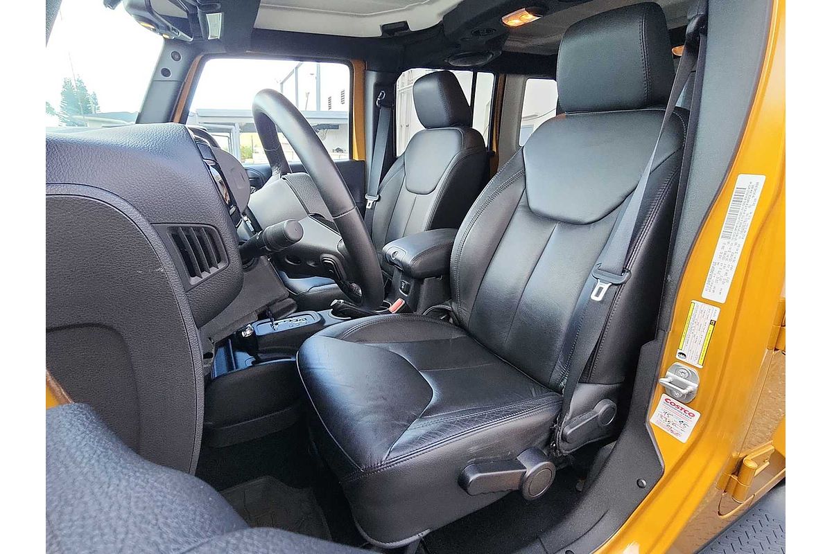 2014 Jeep Wrangler Altitude