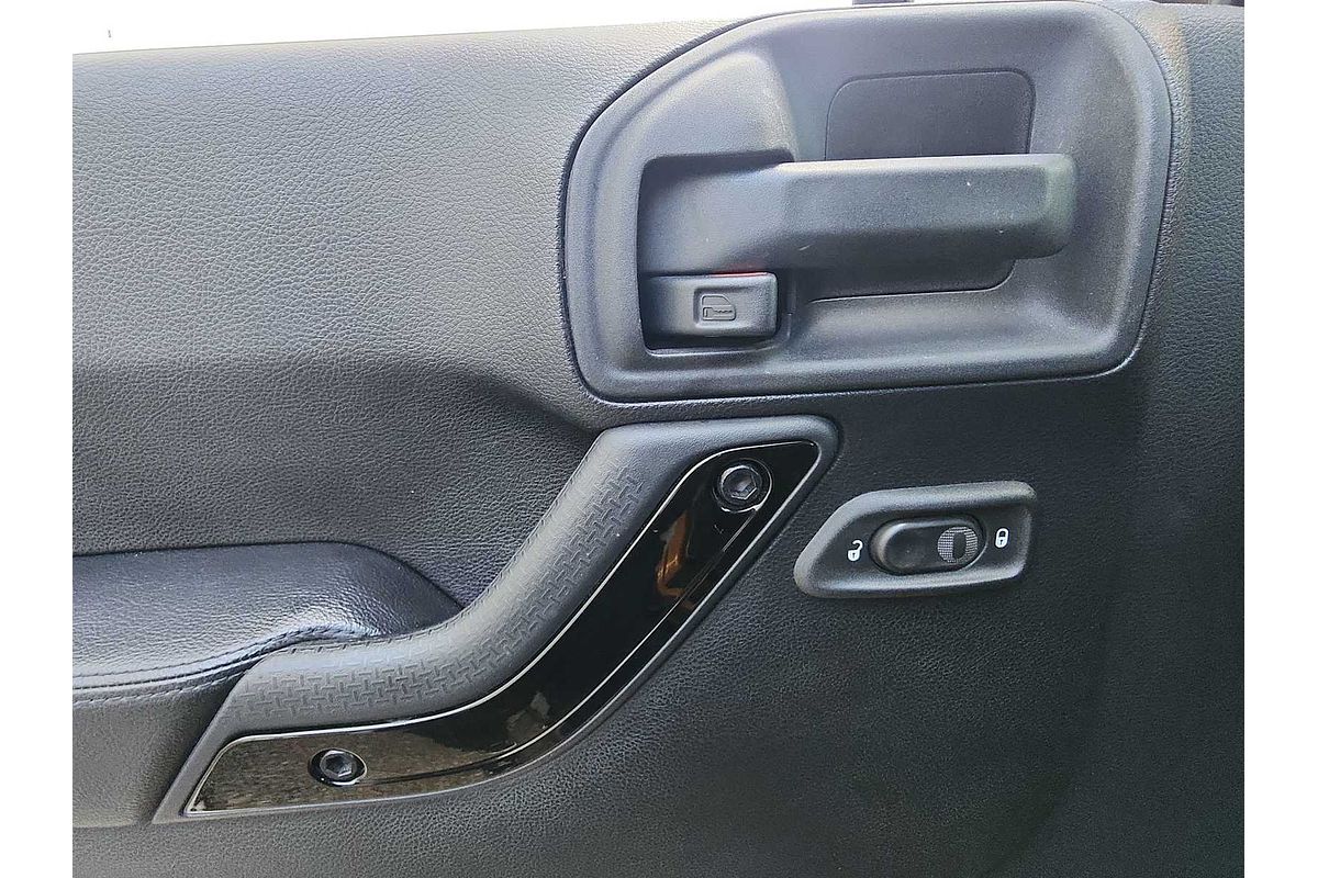 2014 Jeep Wrangler Altitude