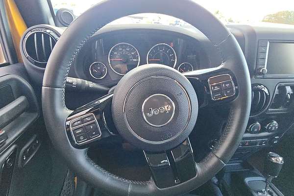 2014 Jeep Wrangler Altitude