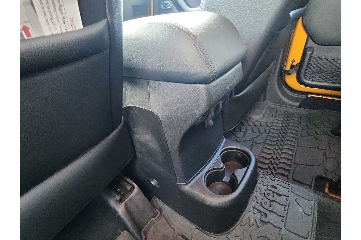 2014 Jeep Wrangler Altitude