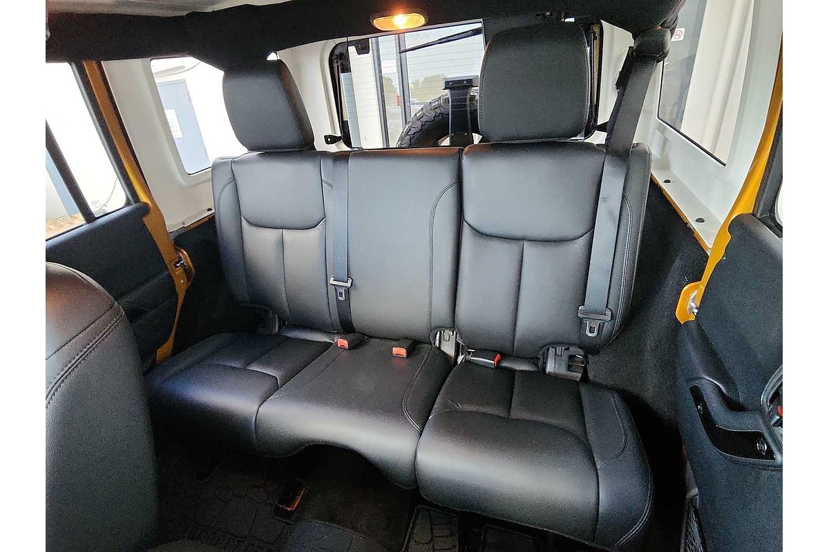 2014 Jeep Wrangler Altitude