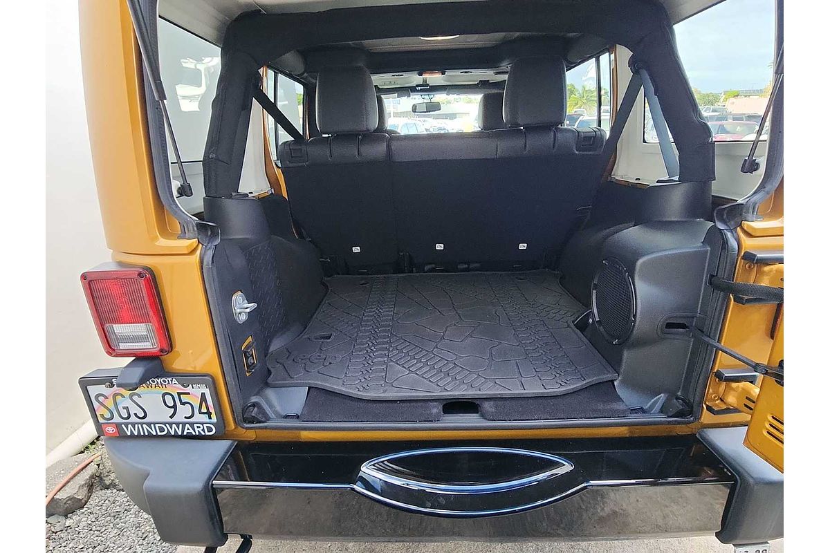 2014 Jeep Wrangler Altitude