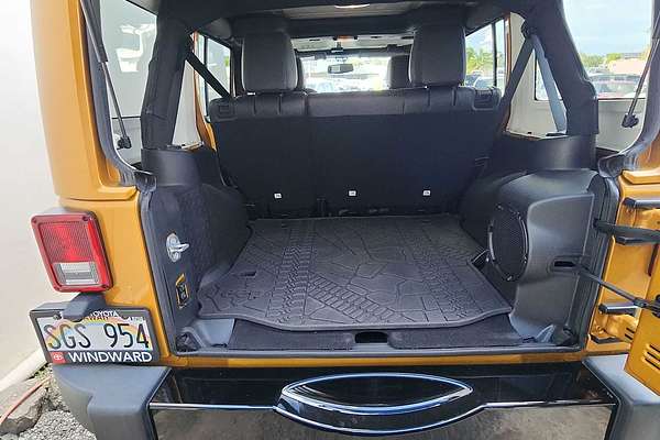 2014 Jeep Wrangler Altitude