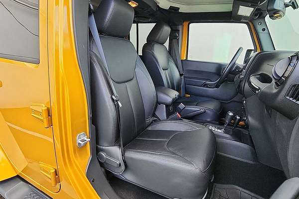 2014 Jeep Wrangler Altitude