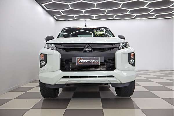 2022 Mitsubishi Triton GLX+ MR 4X4