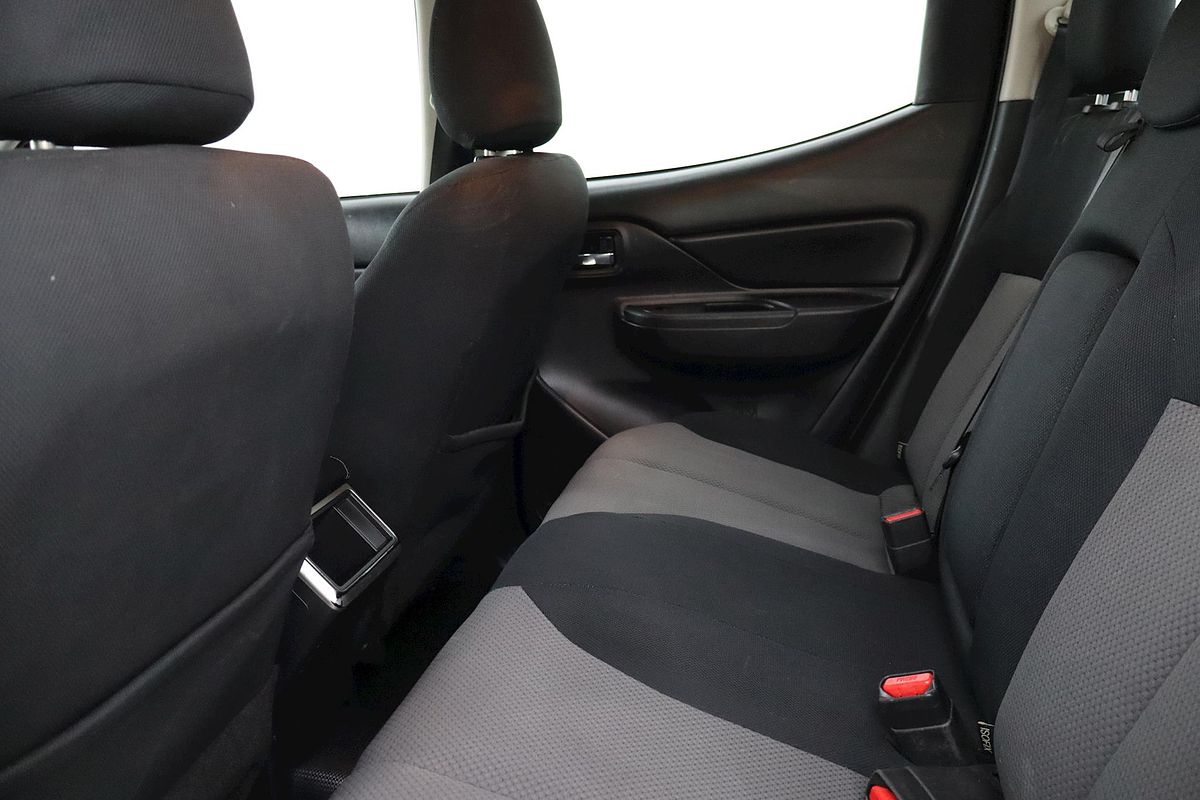 2022 Mitsubishi Triton GLX+ MR 4X4