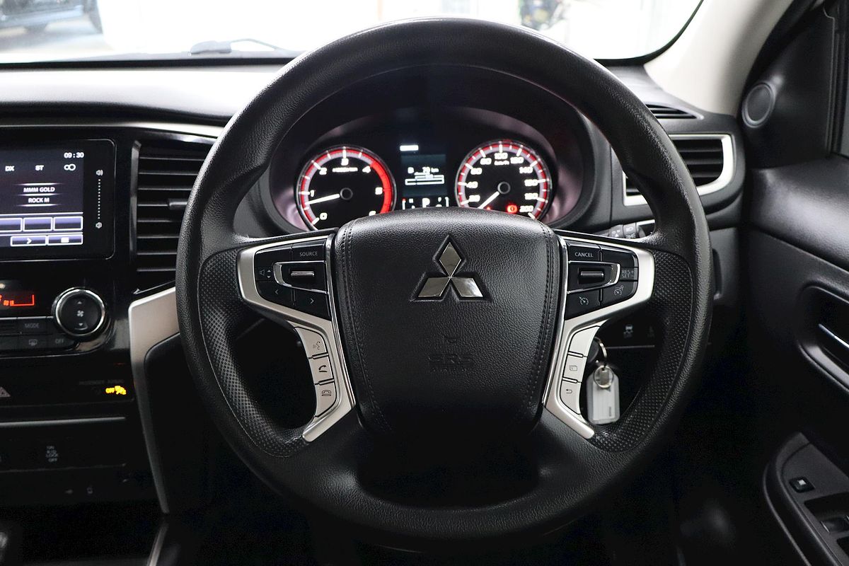 2022 Mitsubishi Triton GLX+ MR 4X4