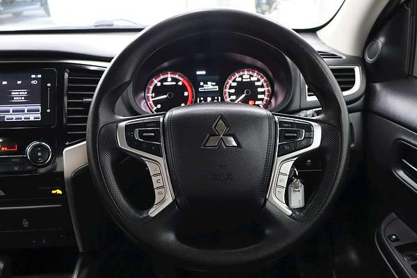 2022 Mitsubishi Triton GLX+ MR 4X4