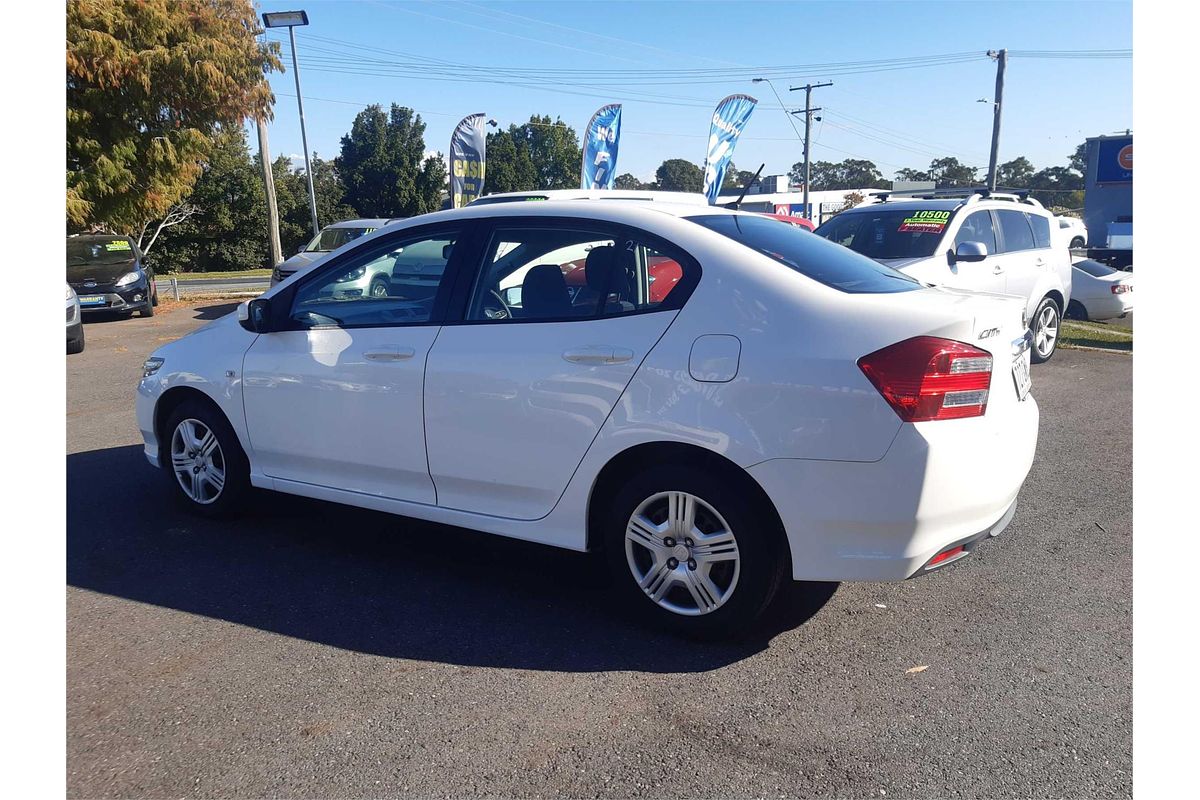 2013 Honda City VTi GM