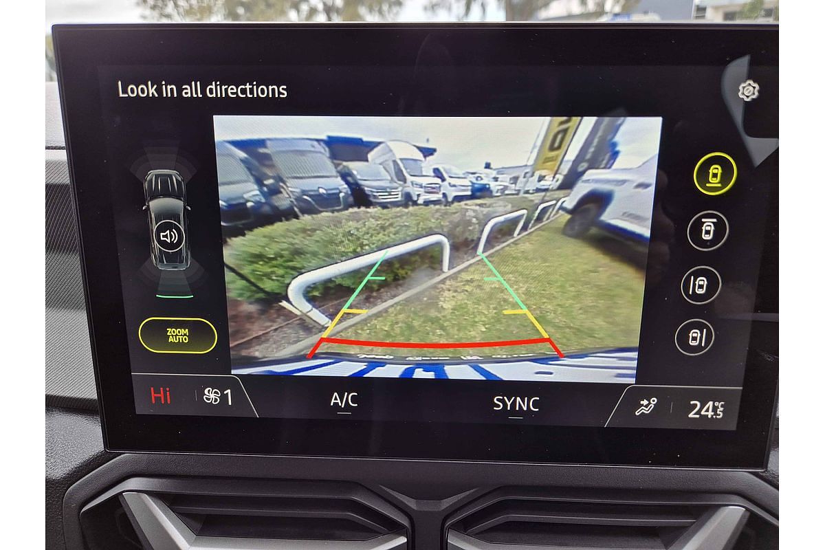 2025 Renault Duster Techno X1311