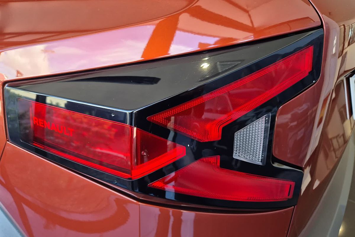 2025 Renault Duster Techno X1311