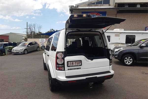 2015 Land Rover Discovery SDV6 HSE LC MY16.5