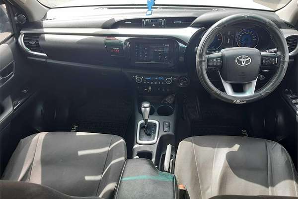 2015 Toyota Hilux SR5 GUN126R 4X4