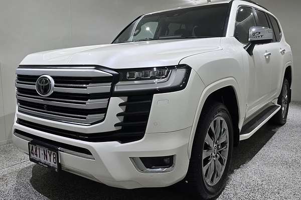 2022 Toyota Landcruiser Sahara ZX FJA300R