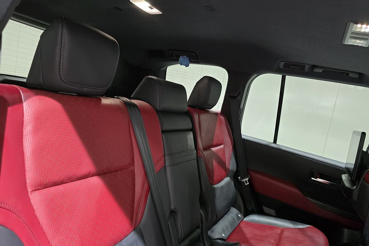 2022 Toyota Landcruiser Sahara ZX FJA300R