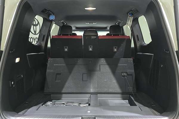 2022 Toyota Landcruiser Sahara ZX FJA300R