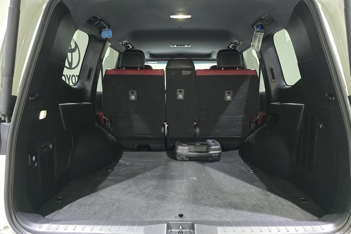 2022 Toyota Landcruiser Sahara ZX FJA300R