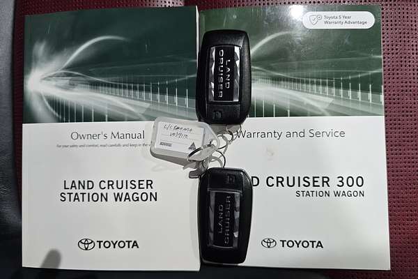 2022 Toyota Landcruiser Sahara ZX FJA300R